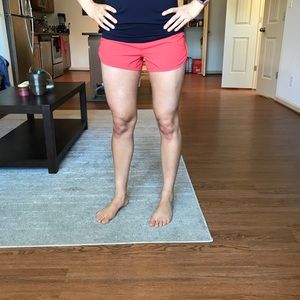 Lululemon size 6 speed shorts 4way stretch
